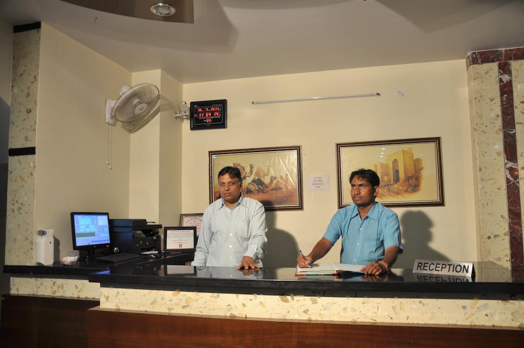 Hotel Metro Jaipur Dış mekan fotoğraf